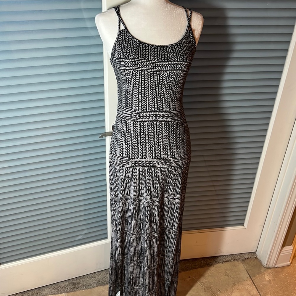 BCBG GENERATION OPEN BACK MAXI EUC